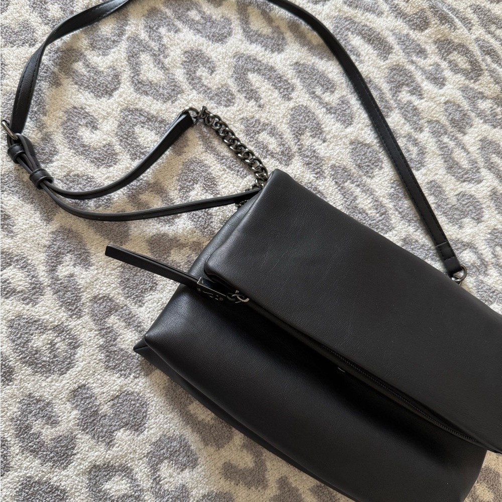 Simply Vera Vera Wang Black Crossbody Bag